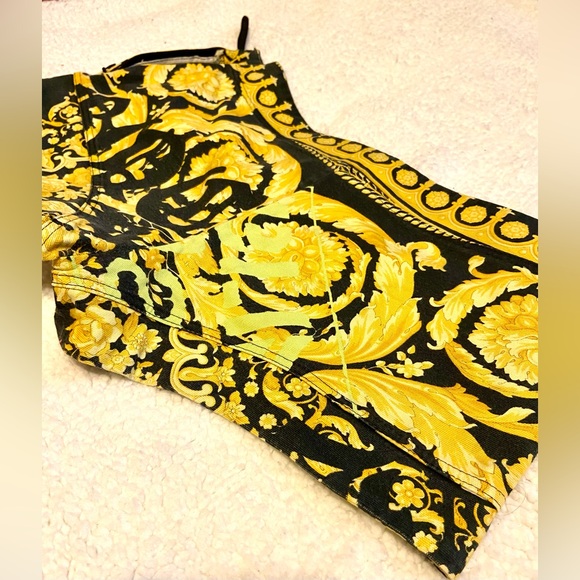 Versace womens shorts Barroco black gold unique vintage and silver loop at front - Picture 6 of 10